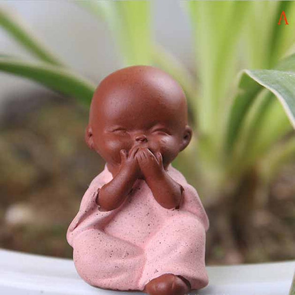 Ceramic Ornaments Monk Small Buddha Statue Monk Figurine Tathagata India Yoga Mandala Tea Pet Purple Ceramic Crafts Decorative